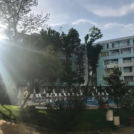 Lejlighed Yassen Nadezhda